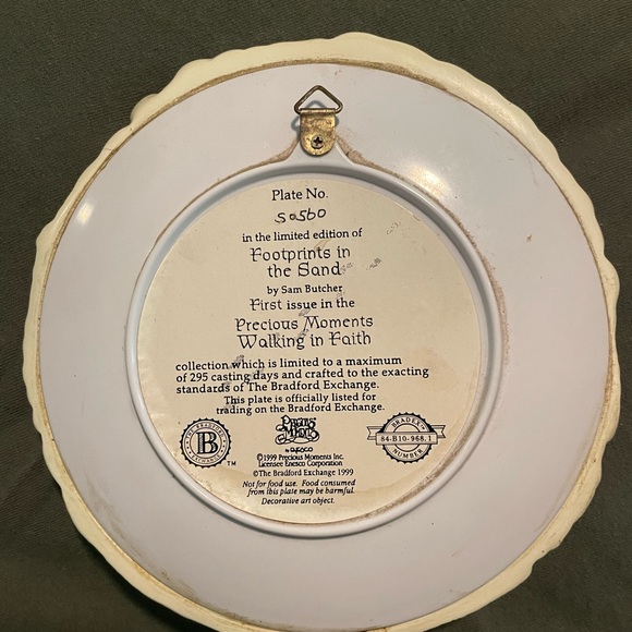 Precious Moments hanging plate - Picture 3 of 3